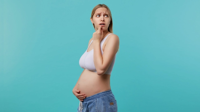 Ожирение и высокий сахар связали с высоким риском осложнений во время первой беременности 