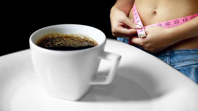 Кофе и нормальный вес снижают риск цирроза печени у алкоголиков