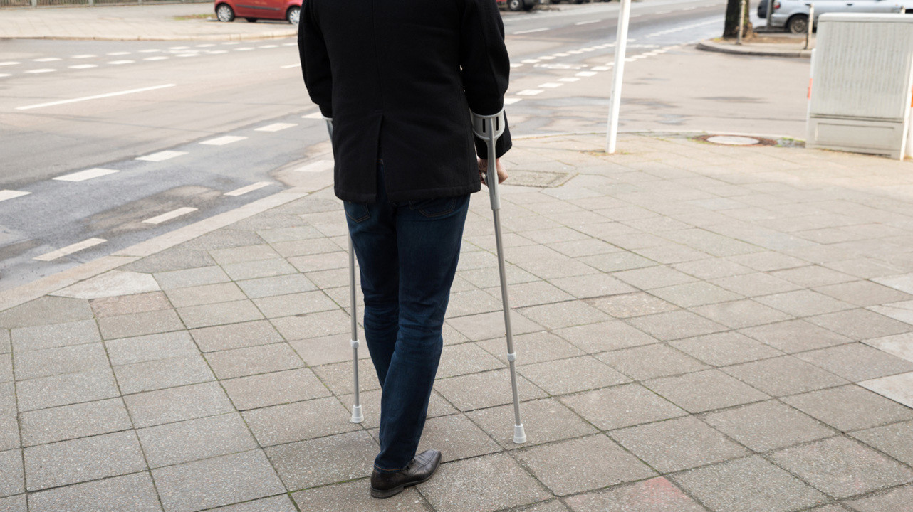 Ежедневная получасовая прогулка может спасти от смерти пациентов после инсульта