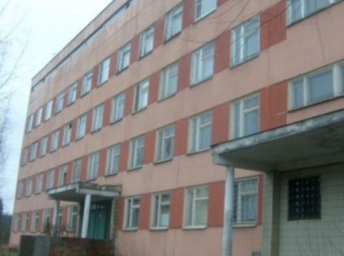 Лужской больнице пообещали 12 млн рублей [из резервного фонда области]