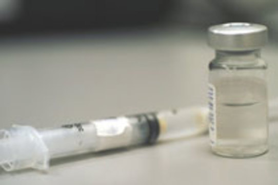 НИИ гриппа ищет добровольцев для испытаний [вакцины против гриппа H1N1]
