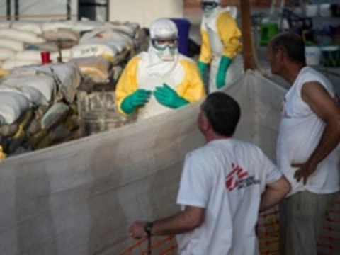 Эпидемия лихорадки Эбола в Западной Африке [вышла из-под контроля]