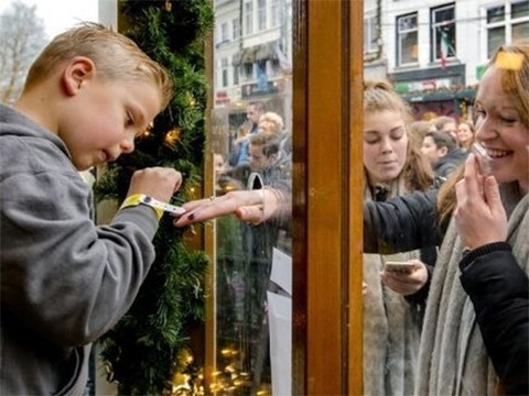 Новый флешмоб собрал более 2,5 миллионов евро для больных детей