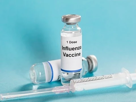 Каким будет грипп в этом году, какую вакцину выбрать, и что делать, кроме прививки