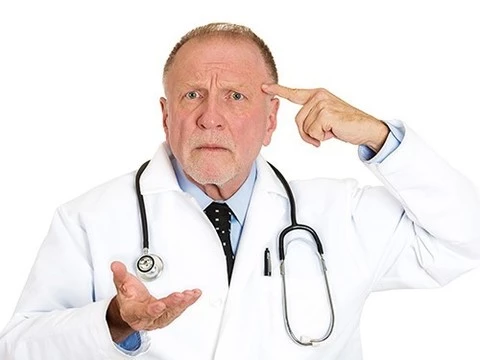 «Затыкать дыры неграмотными врачами недопустимо»