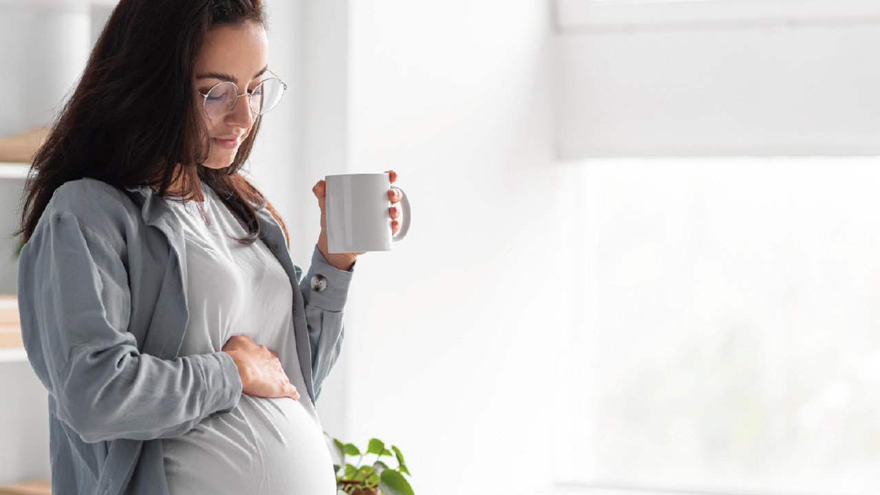 Употребление кофеина во время беременности связали с изменениями структуры мозга детей