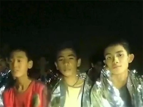 Почему мальчики, освобожденные из пещеры в Таиланде, сейчас не могут есть любимую еду