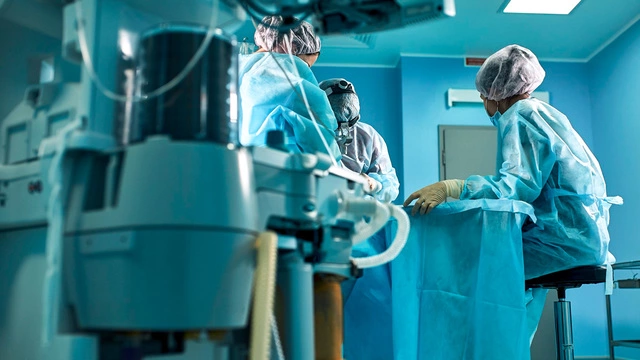 В Новосибирске хирурги дали возможность дышать пациентке с редкой патологией легких