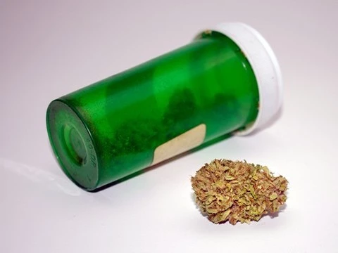 Медицинская марихуана стала причиной смерти онкобольного