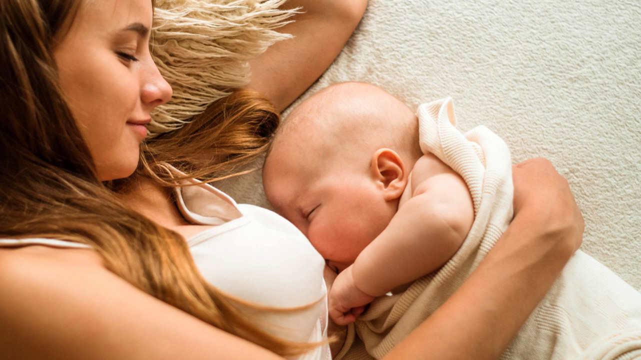 С молоком матери: 5 фактов о пользе грудного вскармливания
