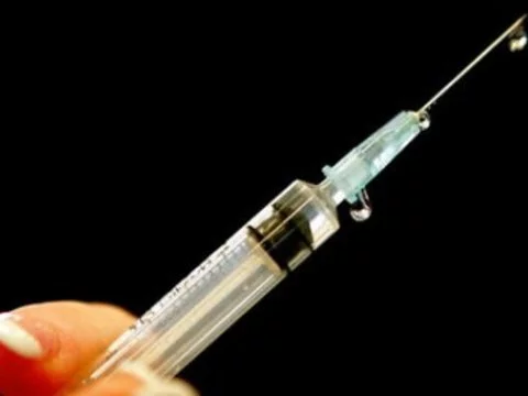 Четыре вакцины от гриппа H1N1 [получили одобрение FDA]